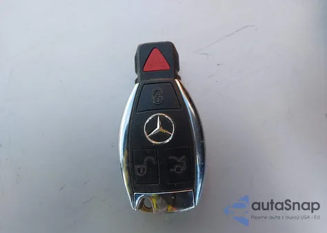 2018 Mercedes-Benz C 300 из США, поврежденный, VIN 55SWF4JB8JU257358